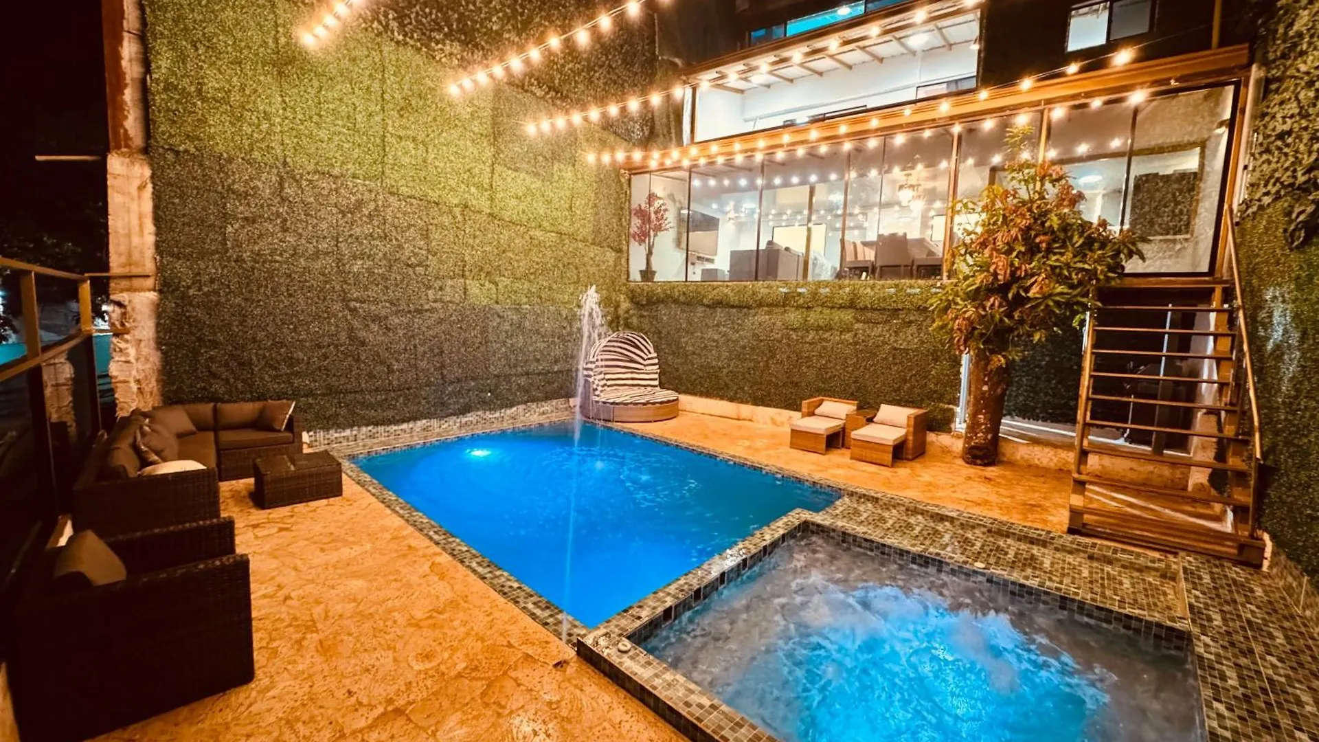 Mansion Parque Lleras Poblado Medellin Villa